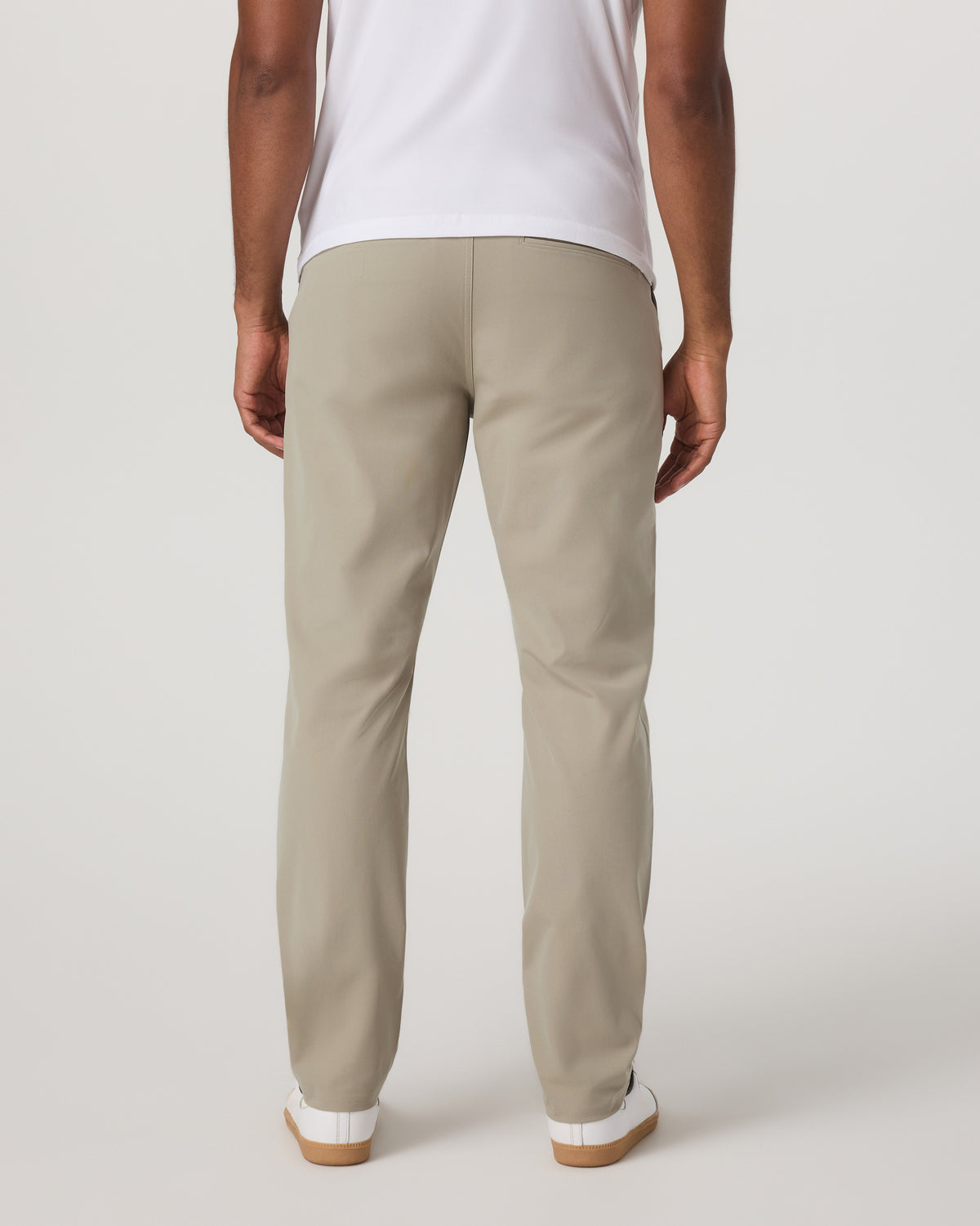Meta Trouser Classic Fit 32" Men's Truffle Tailored Pants - Vuori