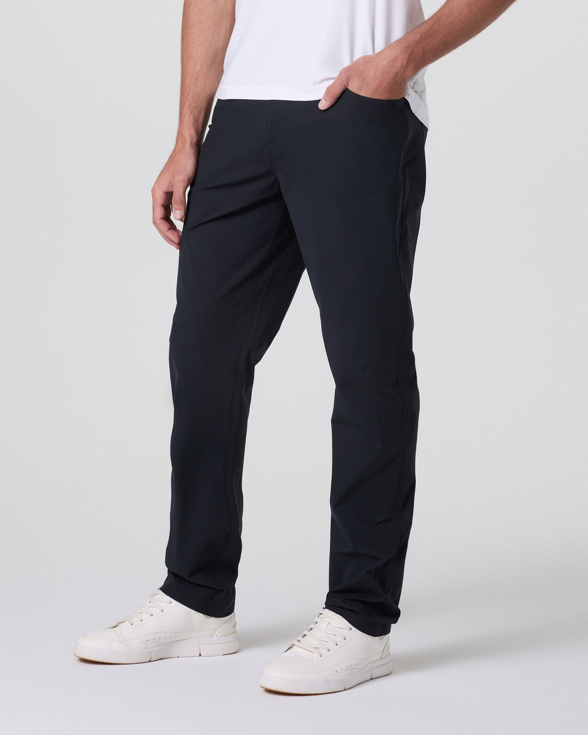 Meta Pant Classic Fit 32" Black - Vuori