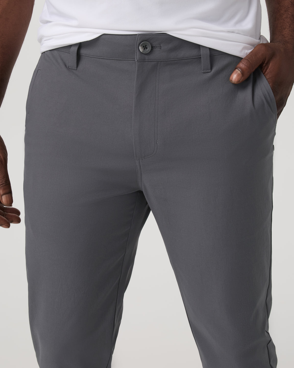 Cascade Tech Chino Pant 32" Men's Charcoal Chinos - Vuori