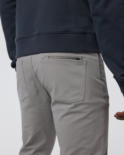MetaTwill Pant Athletic Slim 30" Shiitake - Vuori