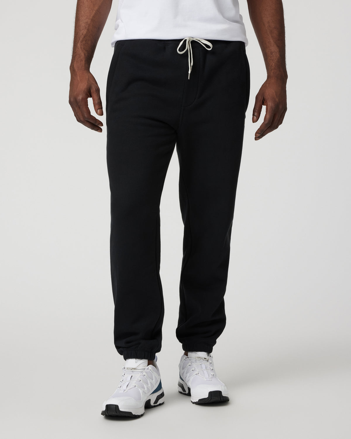Seaside Sweatpant 28" Men's Relaxed Fit Black Sweatpant - Vuori