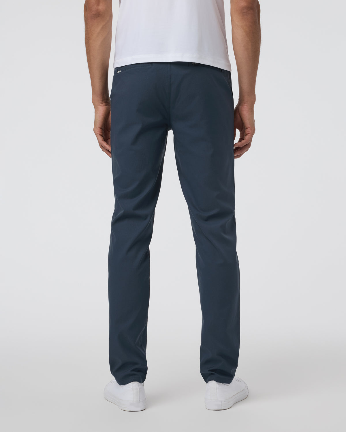 Cascade Tech Chino Pant 32" Men's Ink Chinos - Vuori