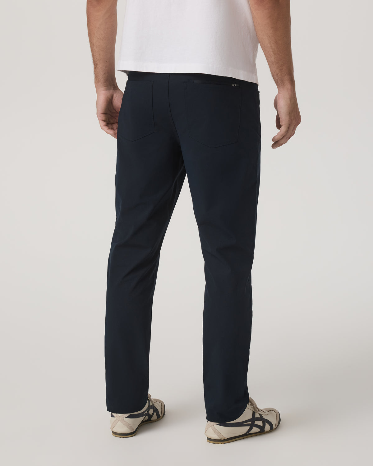 Meta Pant Classic Fit 32" Ink - Vuori