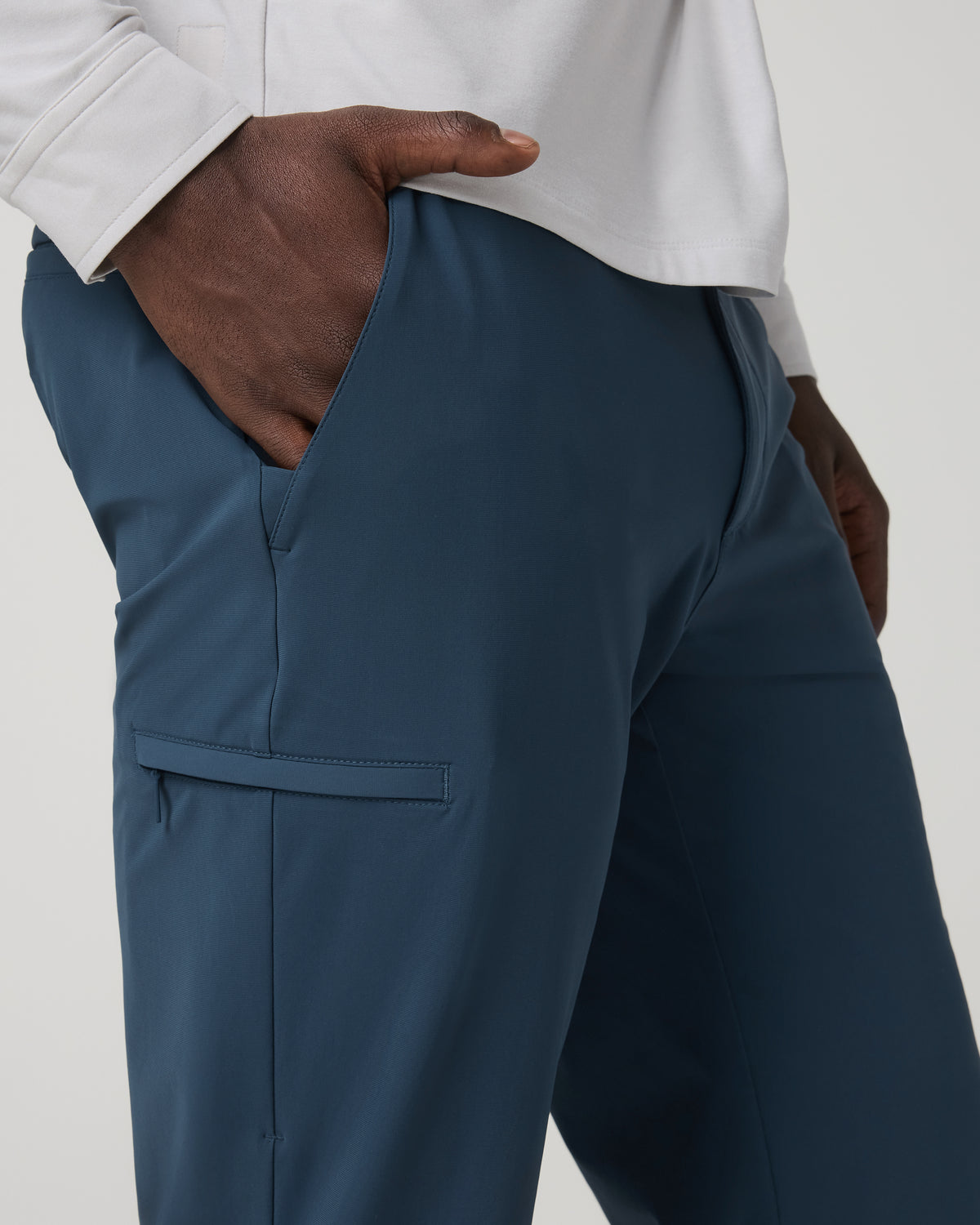Fleet Trouser Classic Fit 30" Men's Ocean Blue Chino Pant - Vuori