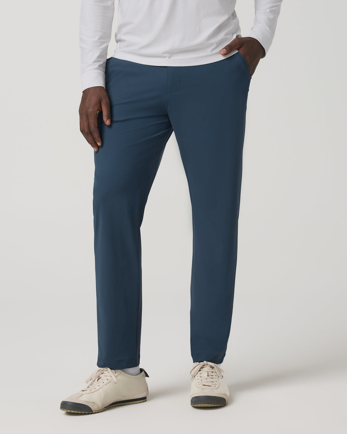 Fleet Trouser Classic Fit 30" Men's Ocean Blue Chino Pant - Vuori