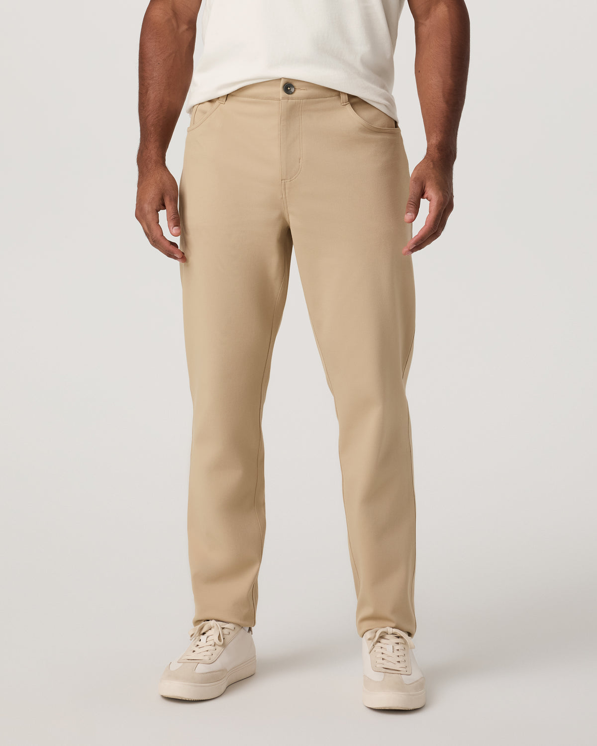 MetaTwill Pant Classic Fit 32" Men's Trench Pants - Vuori