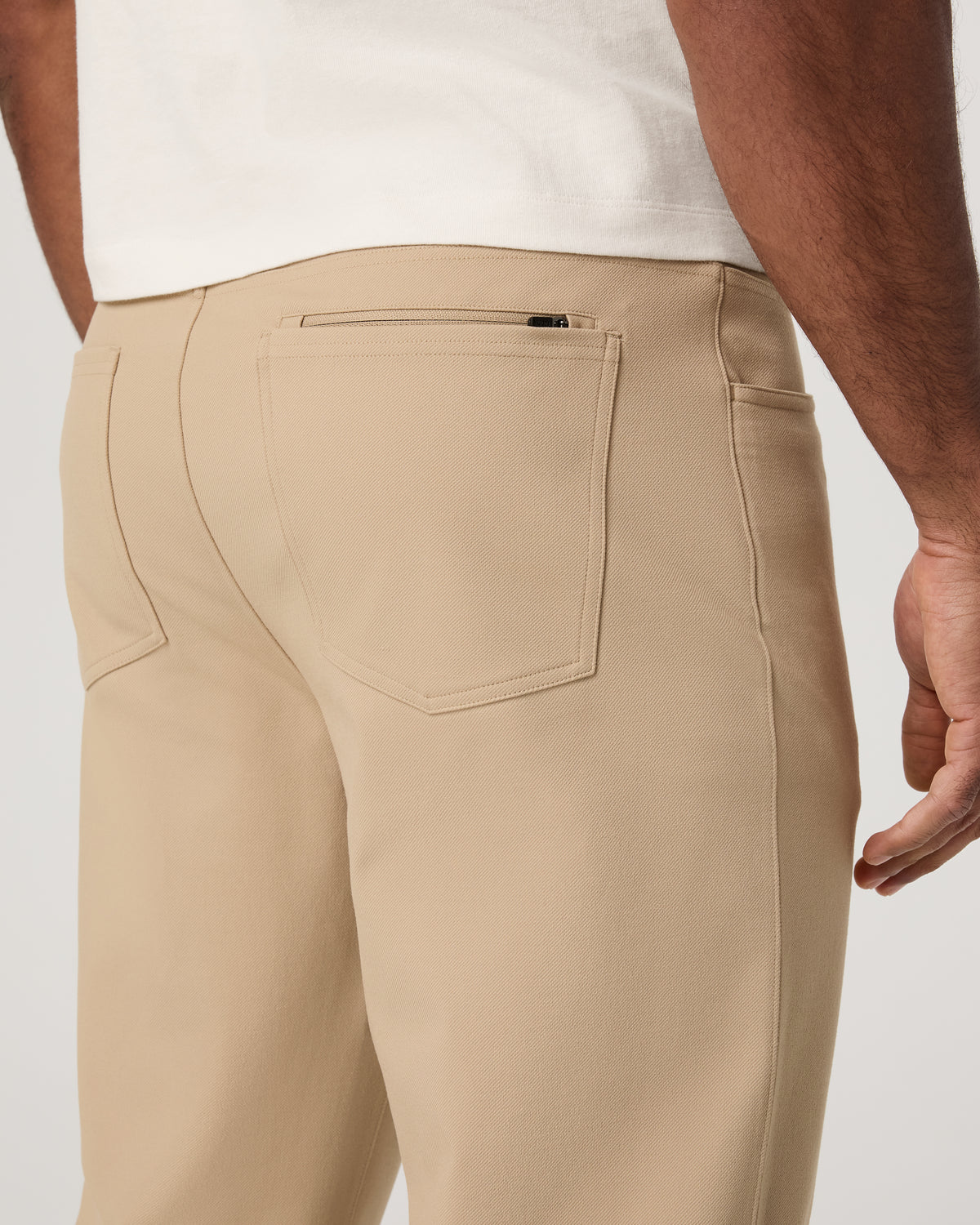 MetaTwill Pant Classic Fit 32" Men's Trench Pants - Vuori