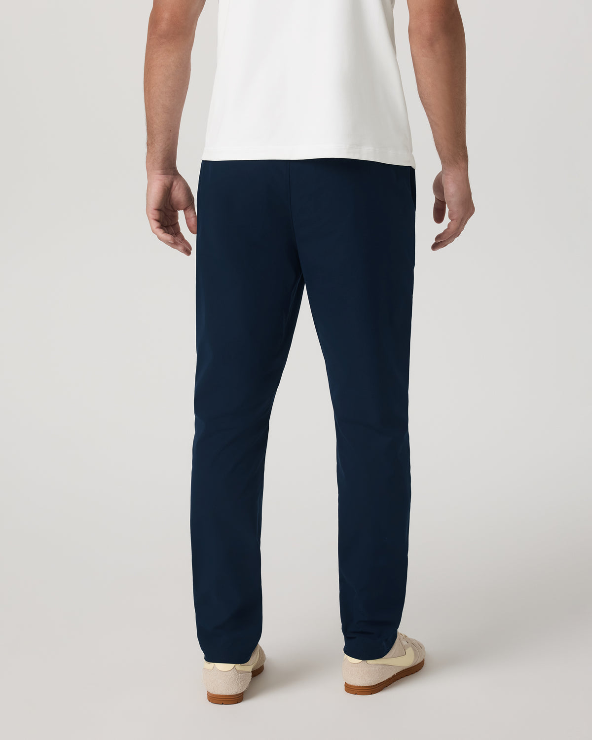 Meta Elastic Waist Pant Classic Fit Men's Ink Pants - Vuori