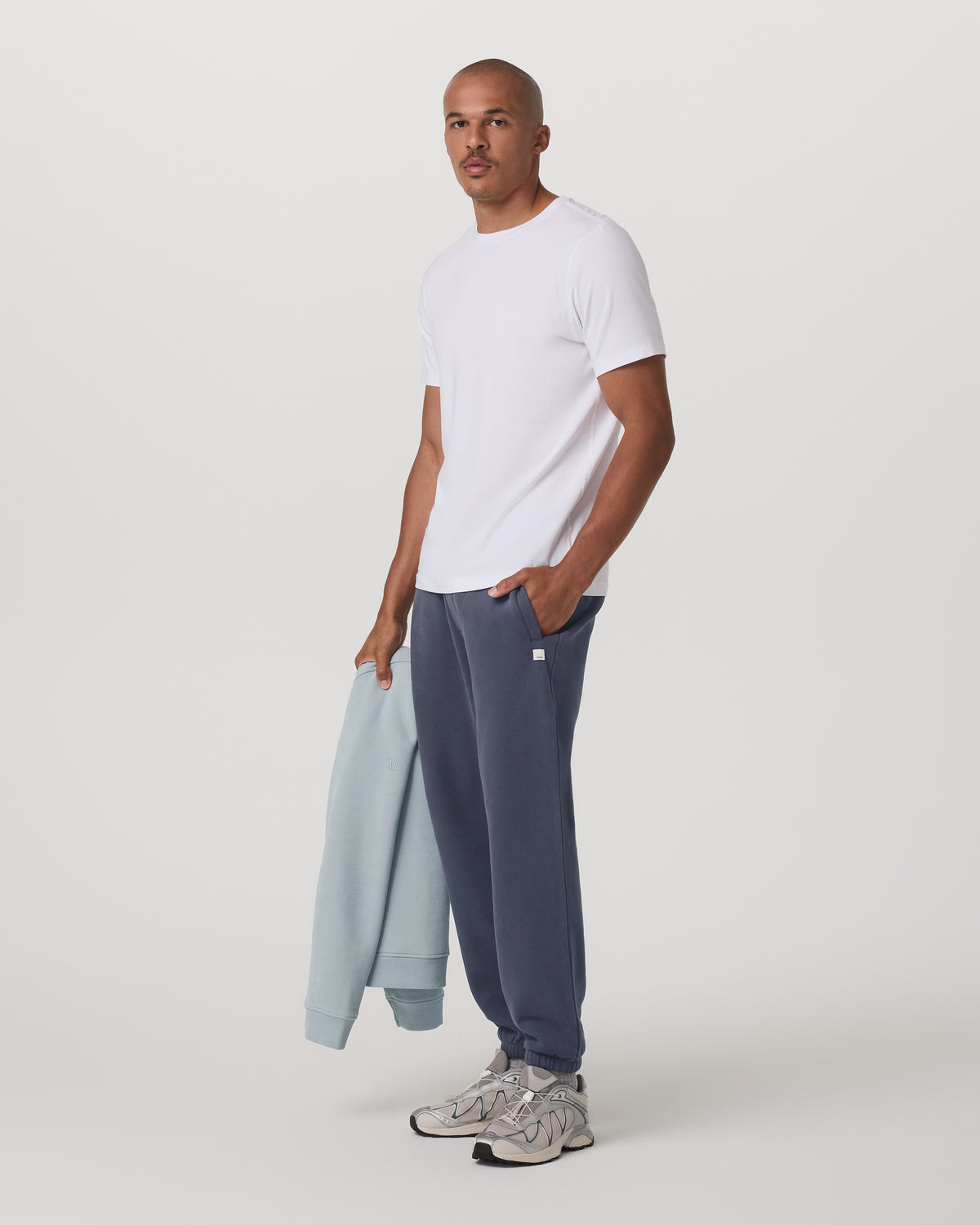 Seaside Sweatpant 28" Men's Relaxed Fit Azure Sweatpant - Vuori
