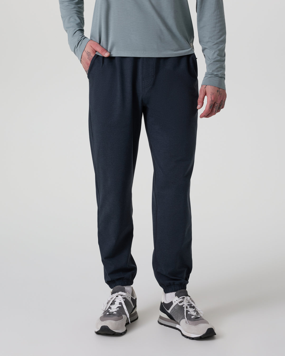 Coronado Performance Sweatpant Classic 28" Midnight Heather - Vuori
