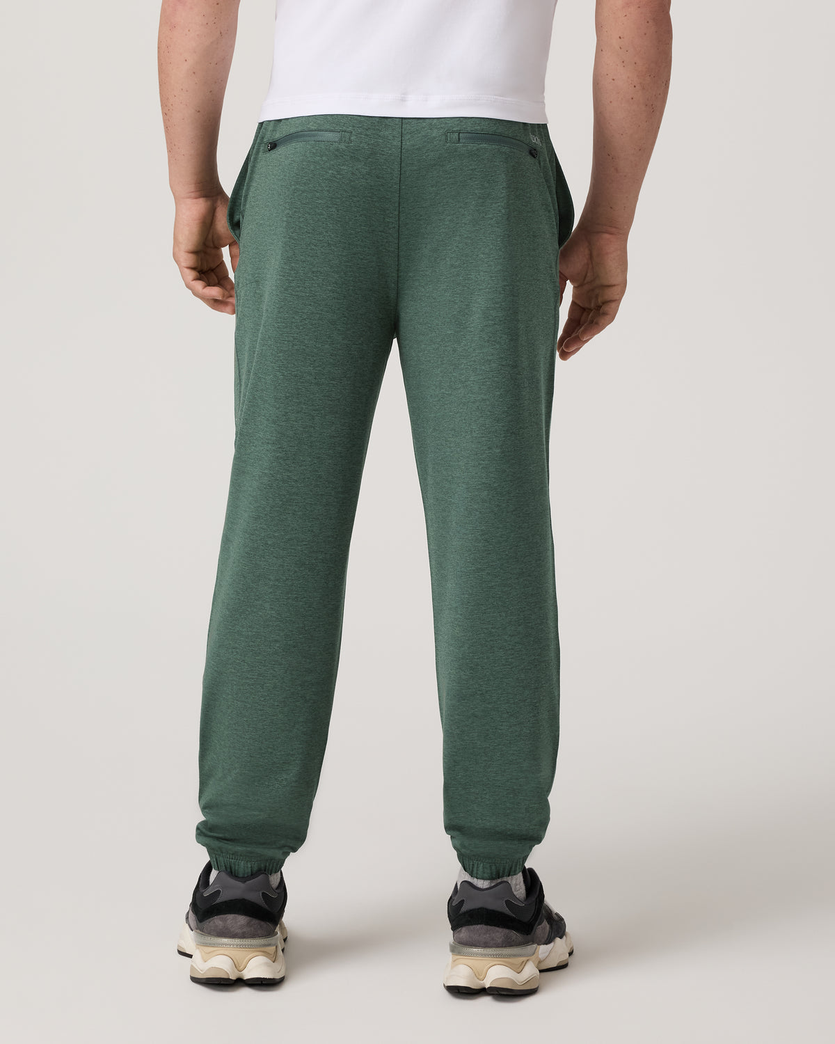 Sunday Performance Sweatpant 28" Men's Agate Green Pant - Vuori