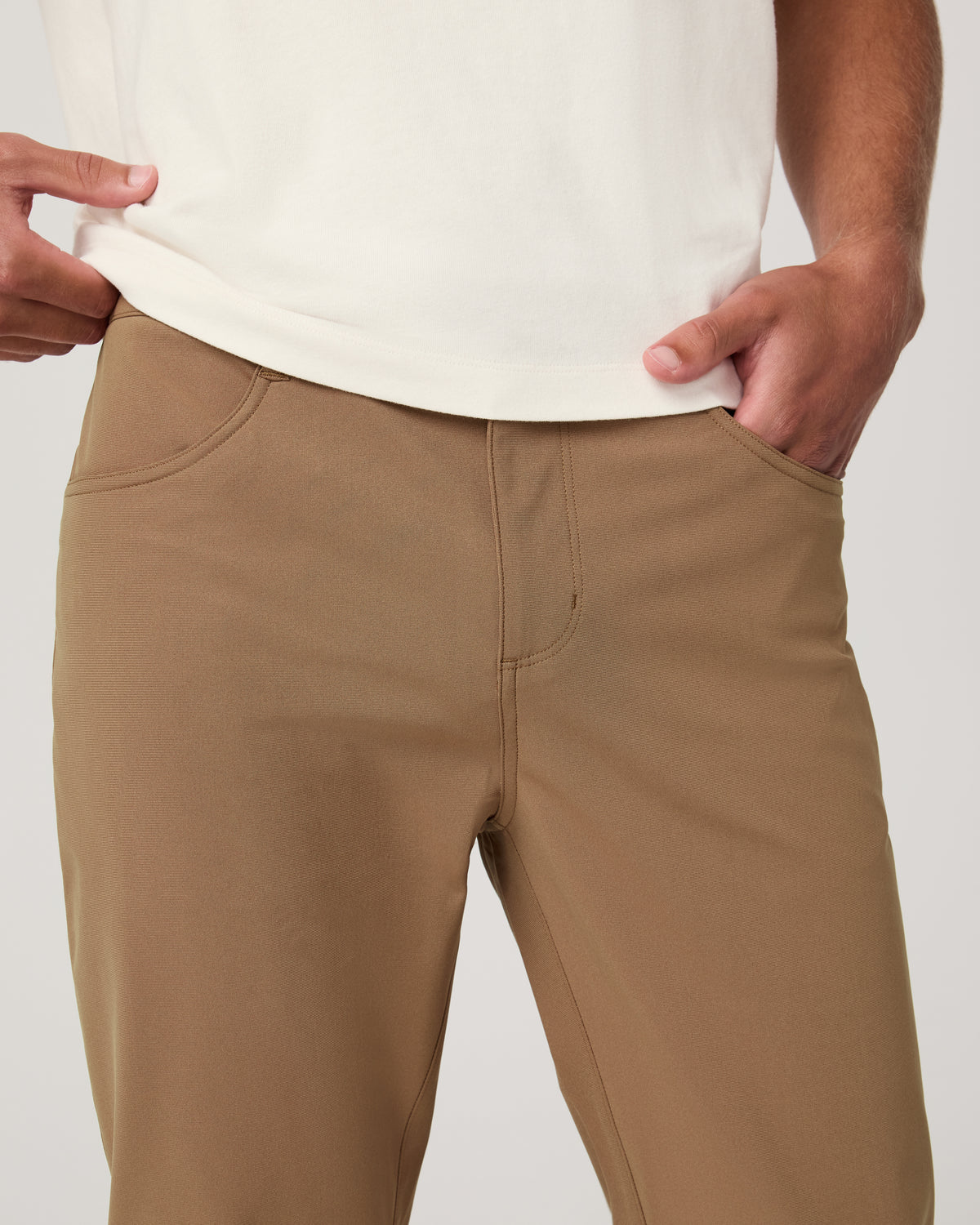 Meta Pant Athletic Slim Fit 30" Men's Pecan 5-Pocket Pant - Vuori