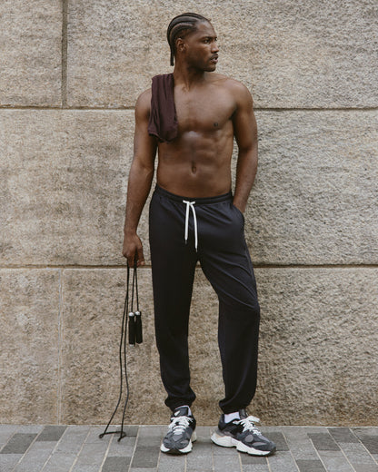 Sunday Performance Sweatpant Classic 30" Black - Vuori