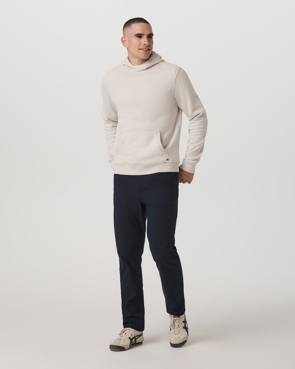 Meta Pant Classic Fit 34" Men's Ink 5-Pocket Pants - Vuori