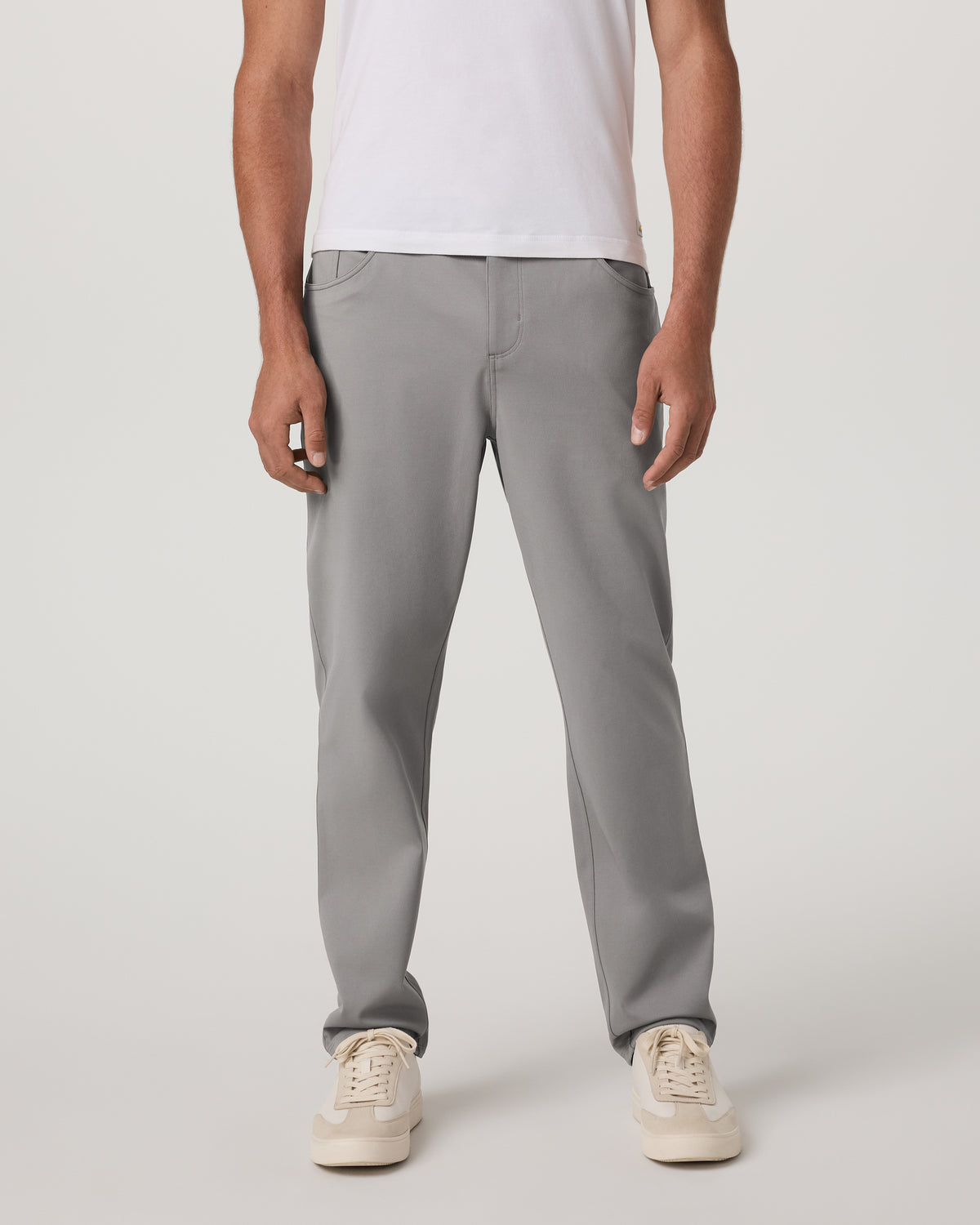 MetaTwill Pant Classic Fit 32" Men's Shiitake Pants - Vuori