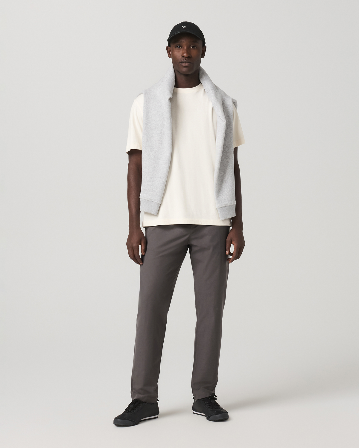 Men's Meta Elastic Waist Pant Classic Fit 32" Warm Grey - Vuori