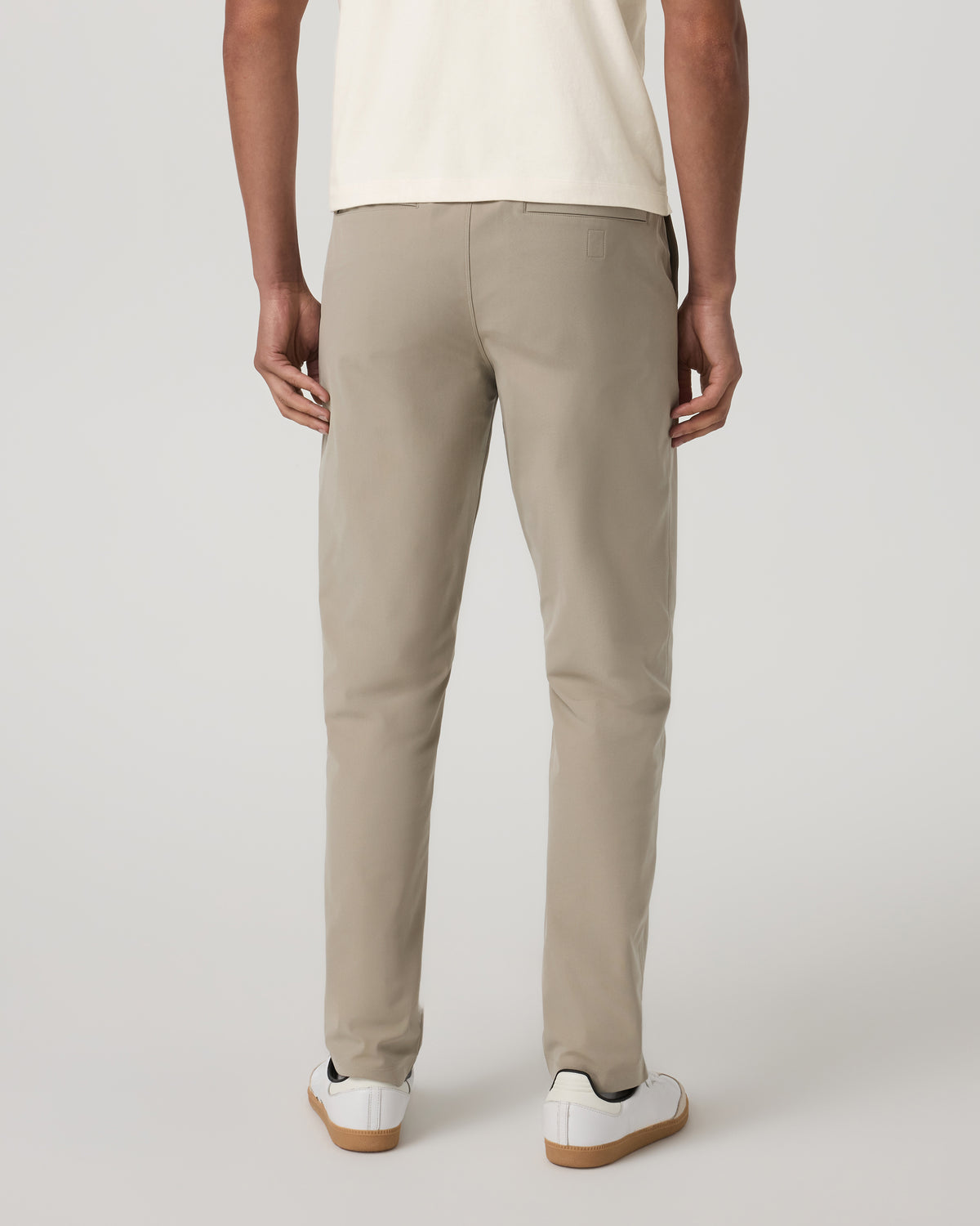 Meta Elastic Waist Pant Classic Fit 32" Men's Truffle Pants - Vuori