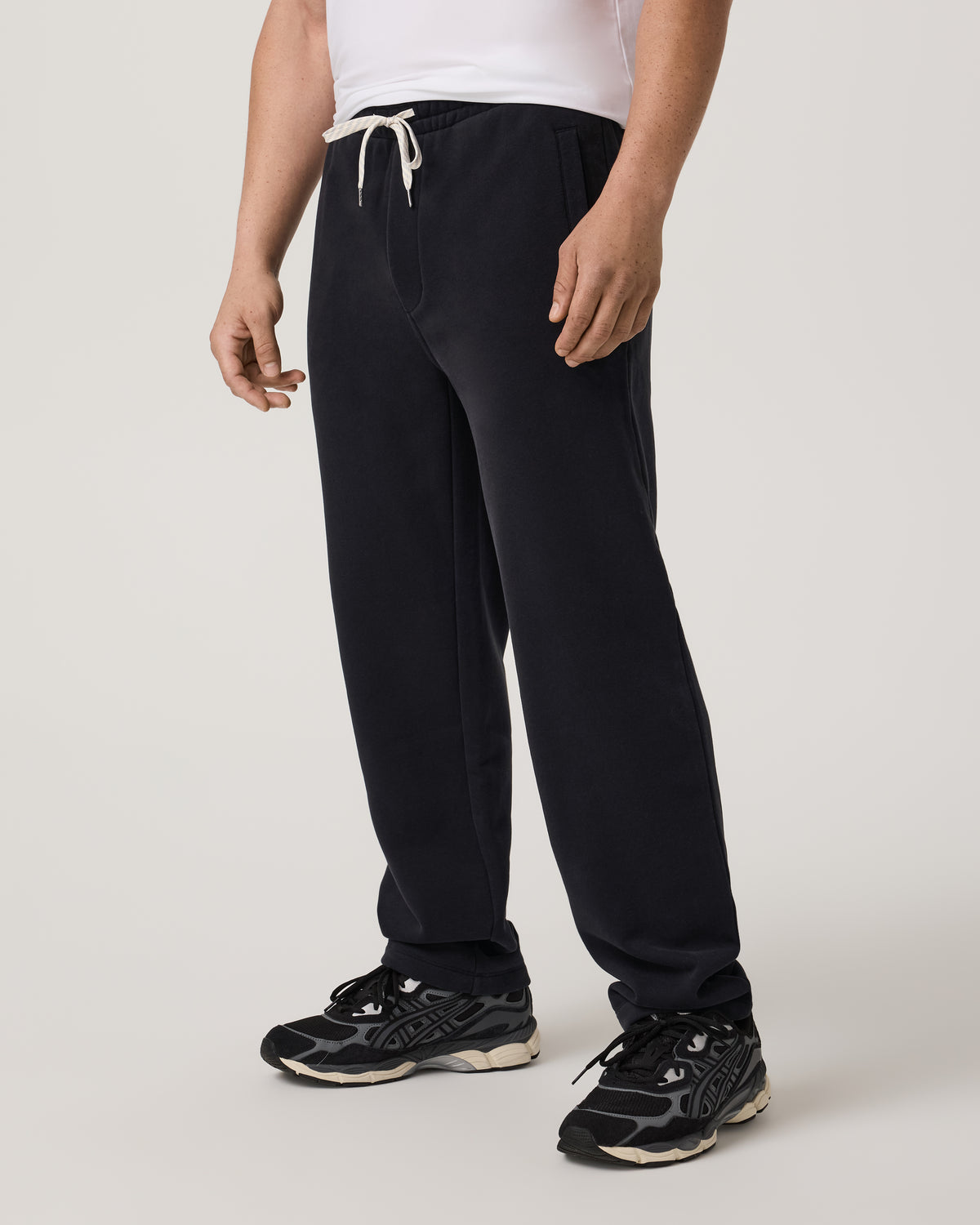 Men's Seaside Straight Leg Sweatpant 30” Black - Vuori