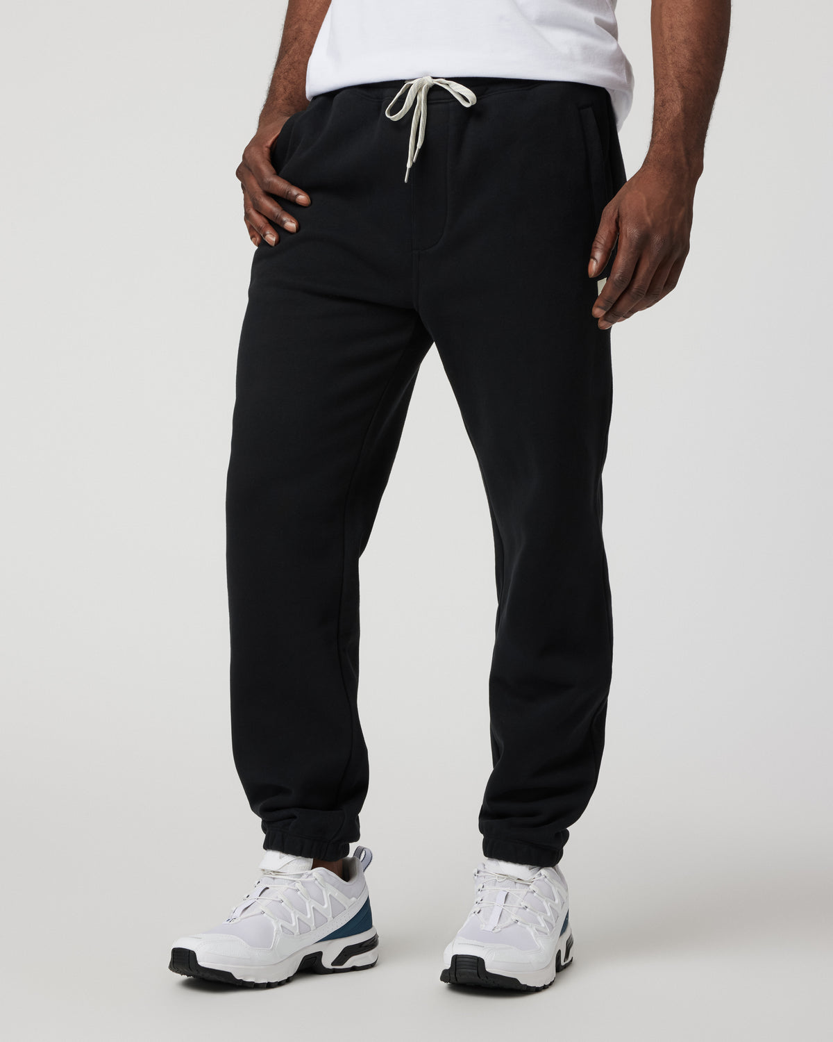Seaside Sweatpant Men's Black Fleece Sweatpants - Vuori