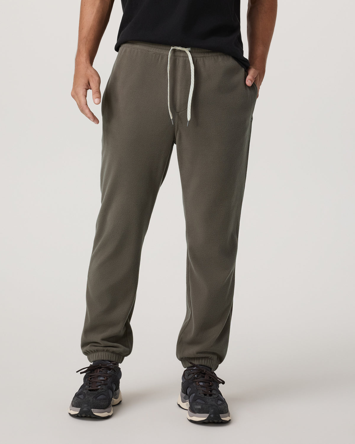 Aspen Sweatpant Men's Classic-Fit Sweats in Root - Vuori