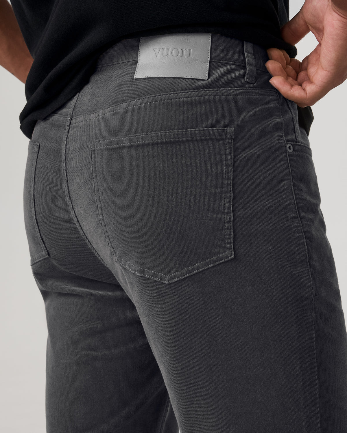 Optimist 5 Pocket Cord Pant Athletic Slim Fit Charcoal - Vuori