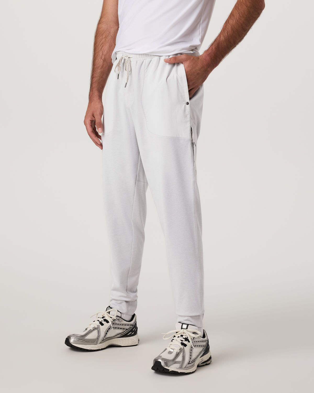 Sunday Mixed Media Jogger 28" Men's Frost Grey Joggers - Vuori