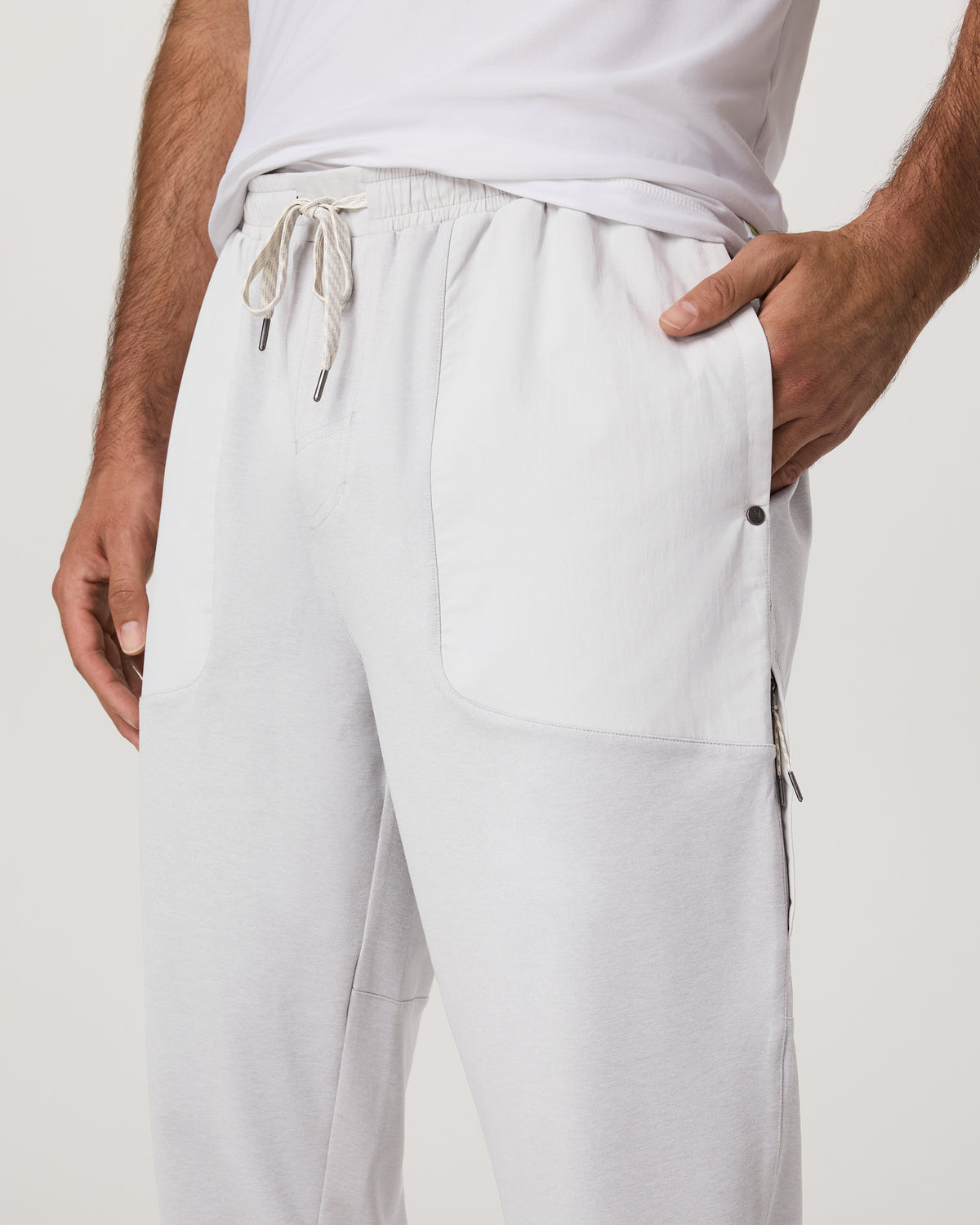 Sunday Mixed Media Jogger 28" Men's Frost Grey Joggers - Vuori