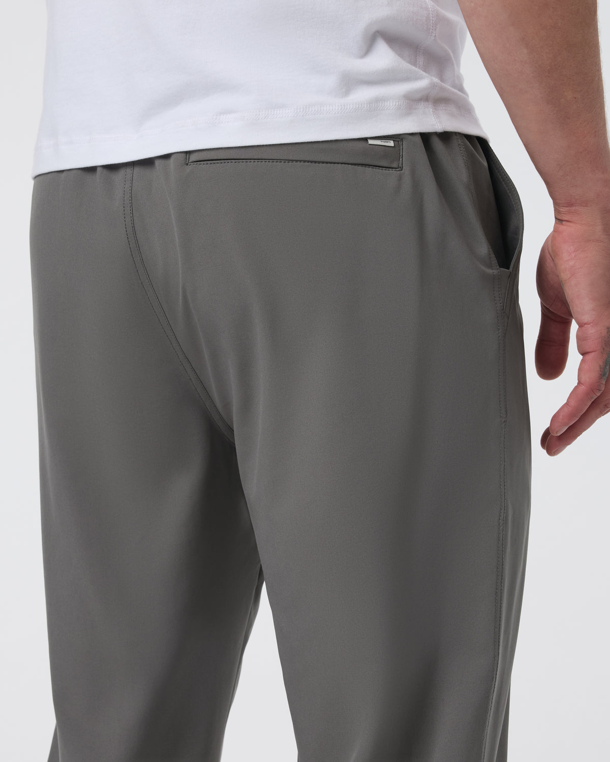 Kore Jogger Warm Grey Workout Joggers - Vuori