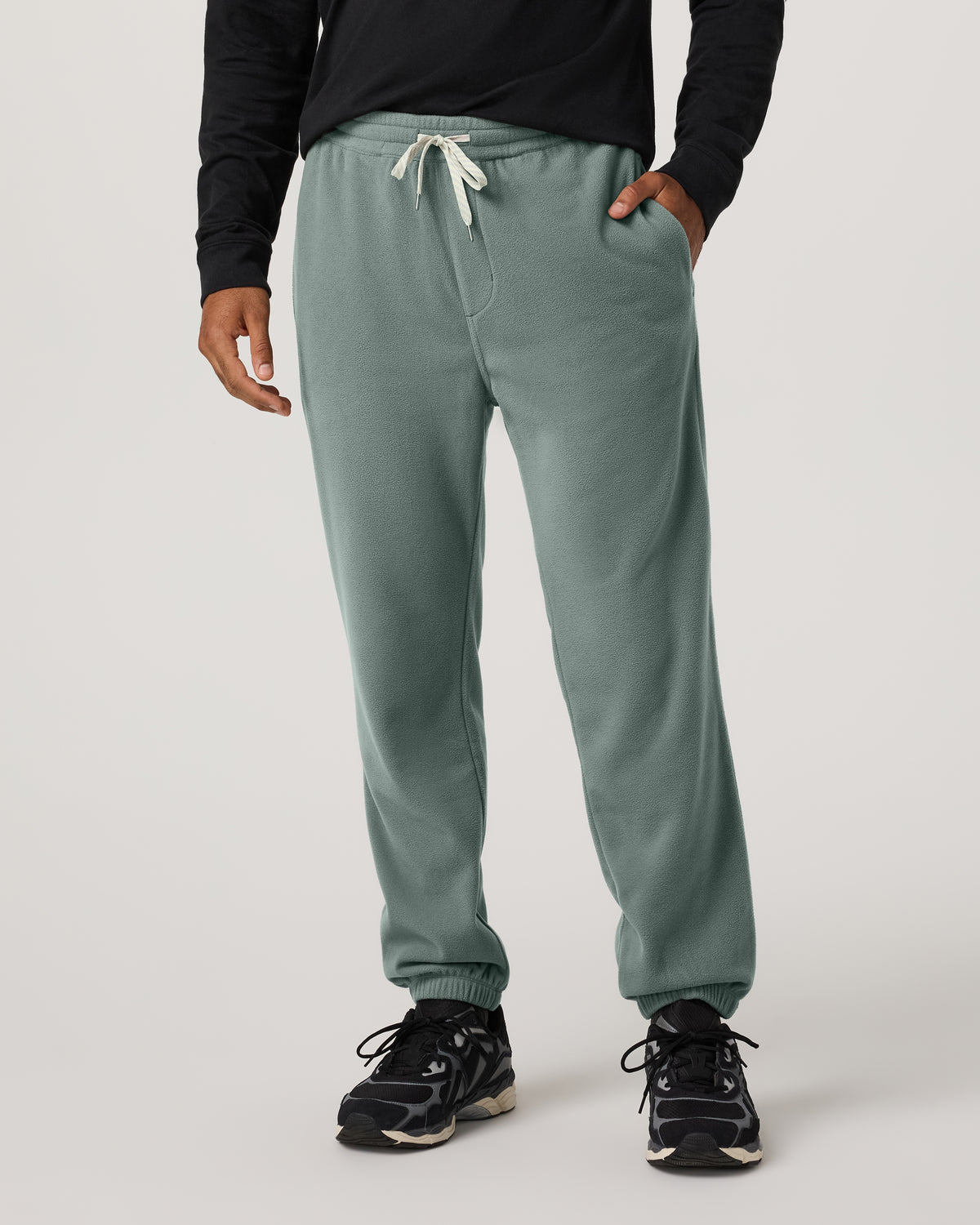 Aspen Sweatpant Men's Classic-Fit Sweats in Marsh - Vuori