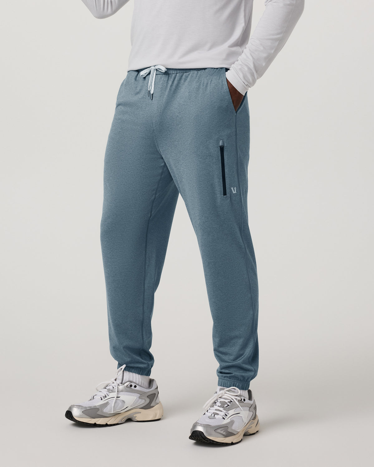 Sunday Performance Sweatpant 28" Men's Smoke Blue Pant - Vuori