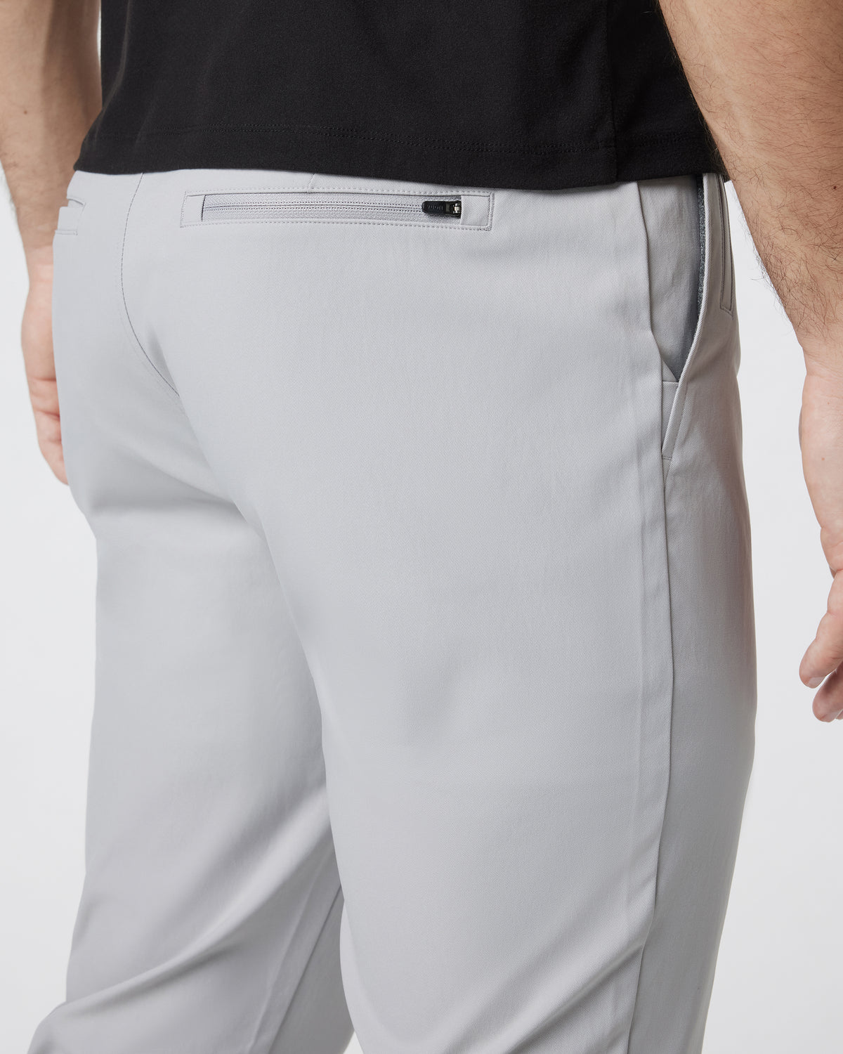 Cascade Tech Chino Pant 32" Men's Fog Chinos - Vuori