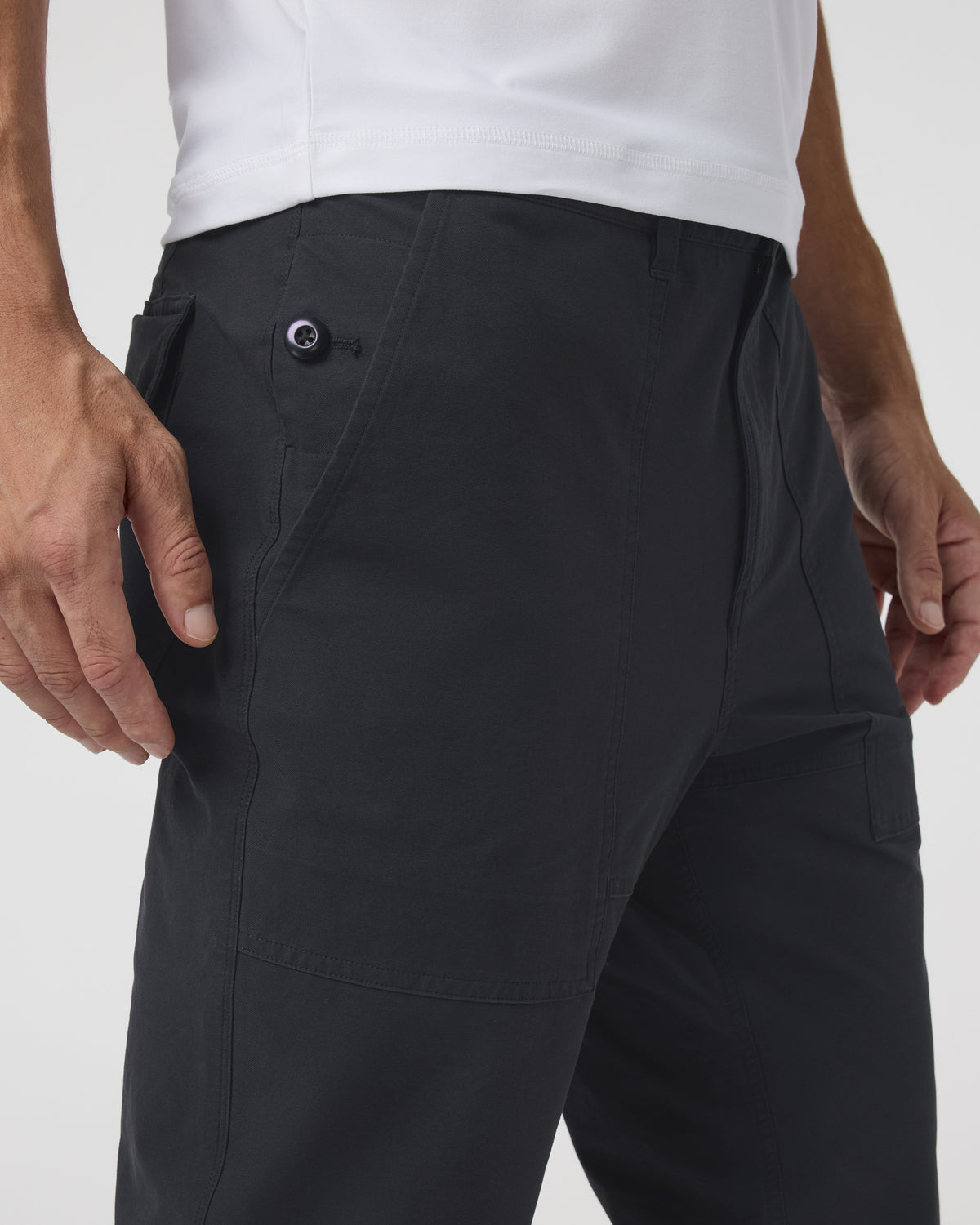Barren Pant Classic 32" Men's Black Pants - Vuori