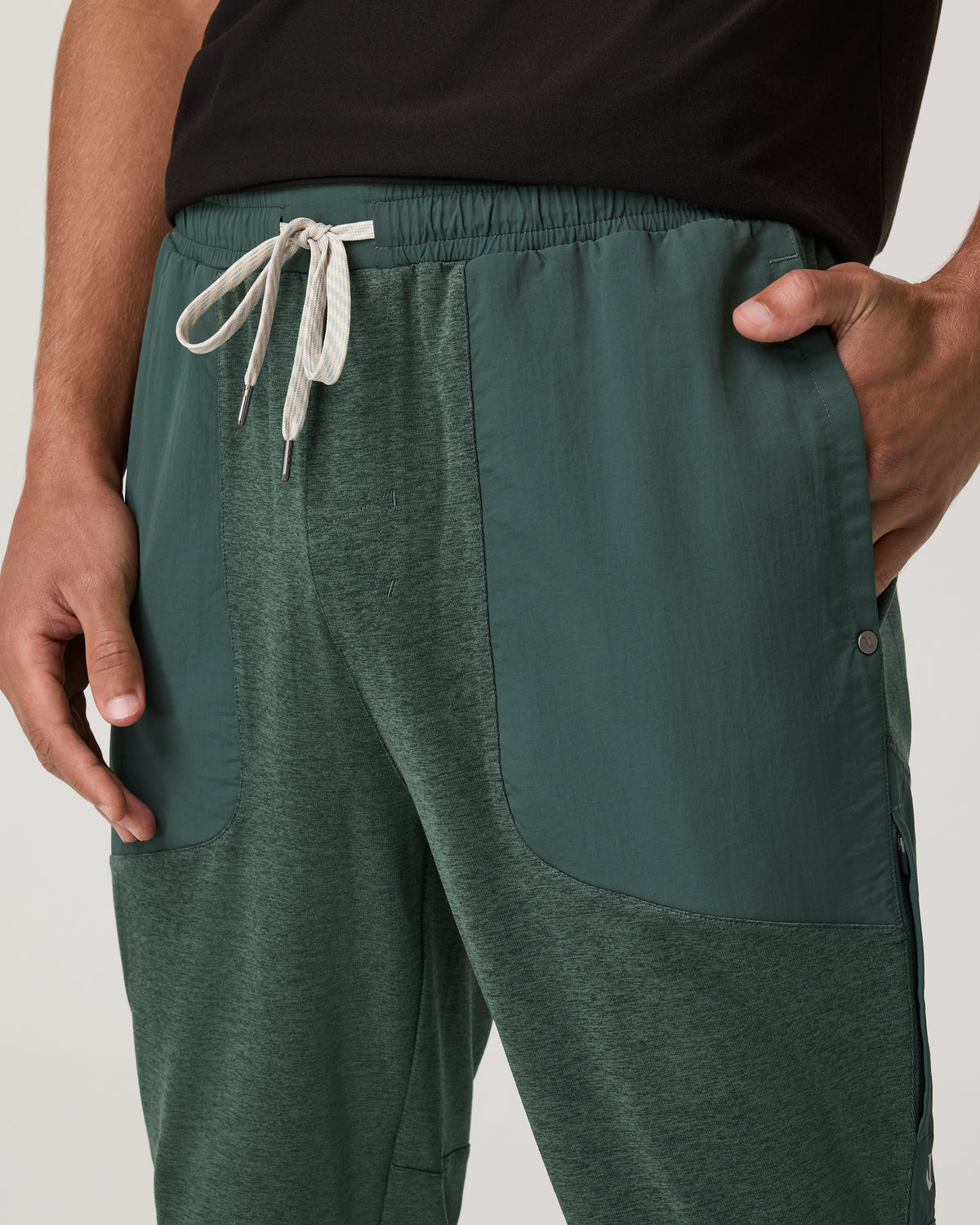 Men's Sunday Mixed Media Jogger 28" Agate Green Heather - Vuori