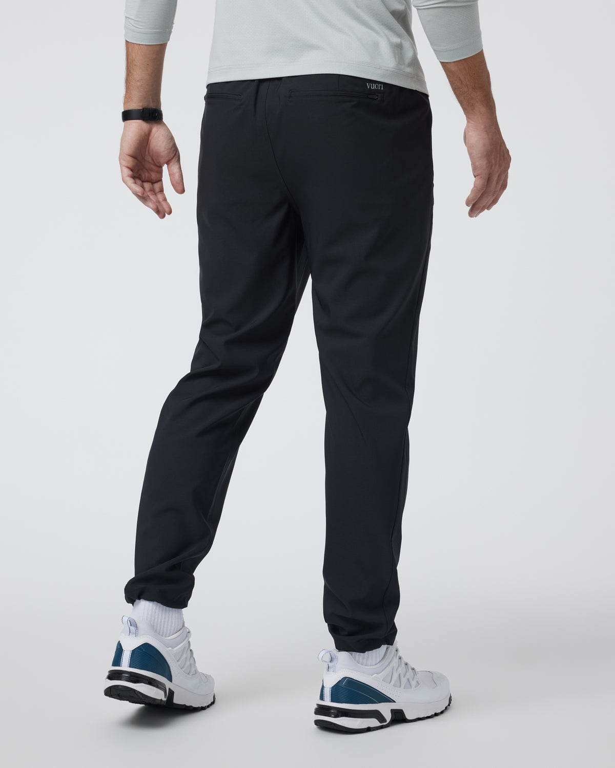 Train Tech Pant Men's Black Training Pants - Vuori