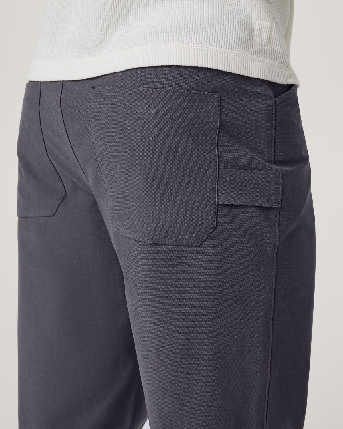 MetaCanvas Utility Pant Classic Fit 30” Men's Moonlight Pants - Vuori