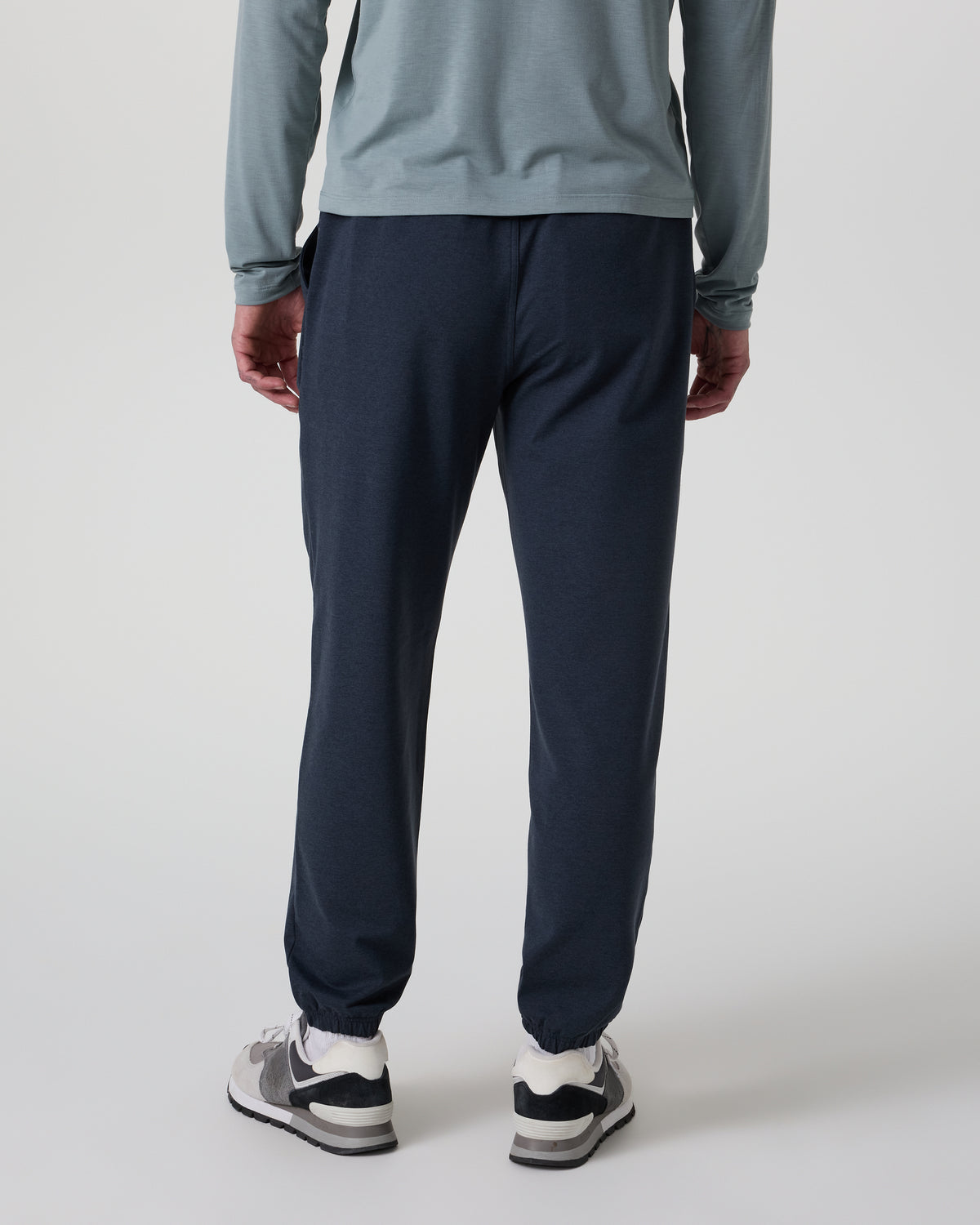 Coronado Performance Sweatpant Classic 30" Midnight Heather - Vuori