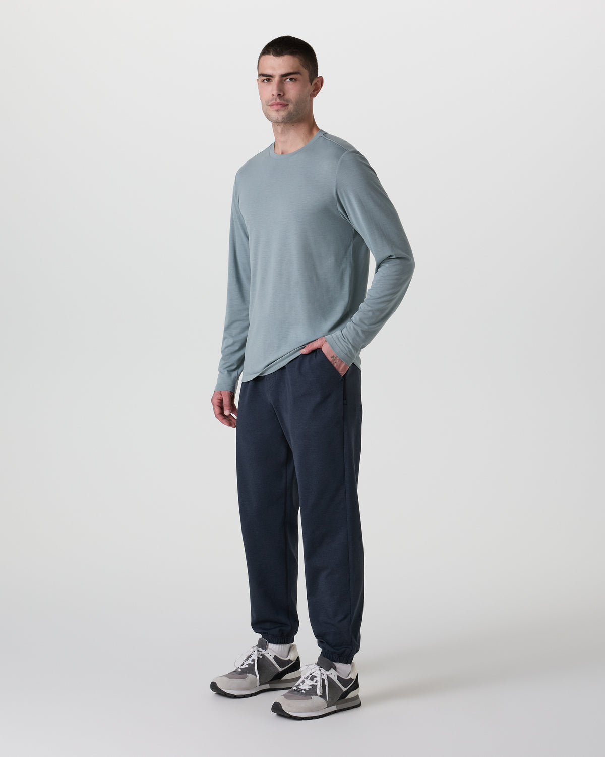Coronado Performance Sweatpant Classic 30" Midnight Heather - Vuori