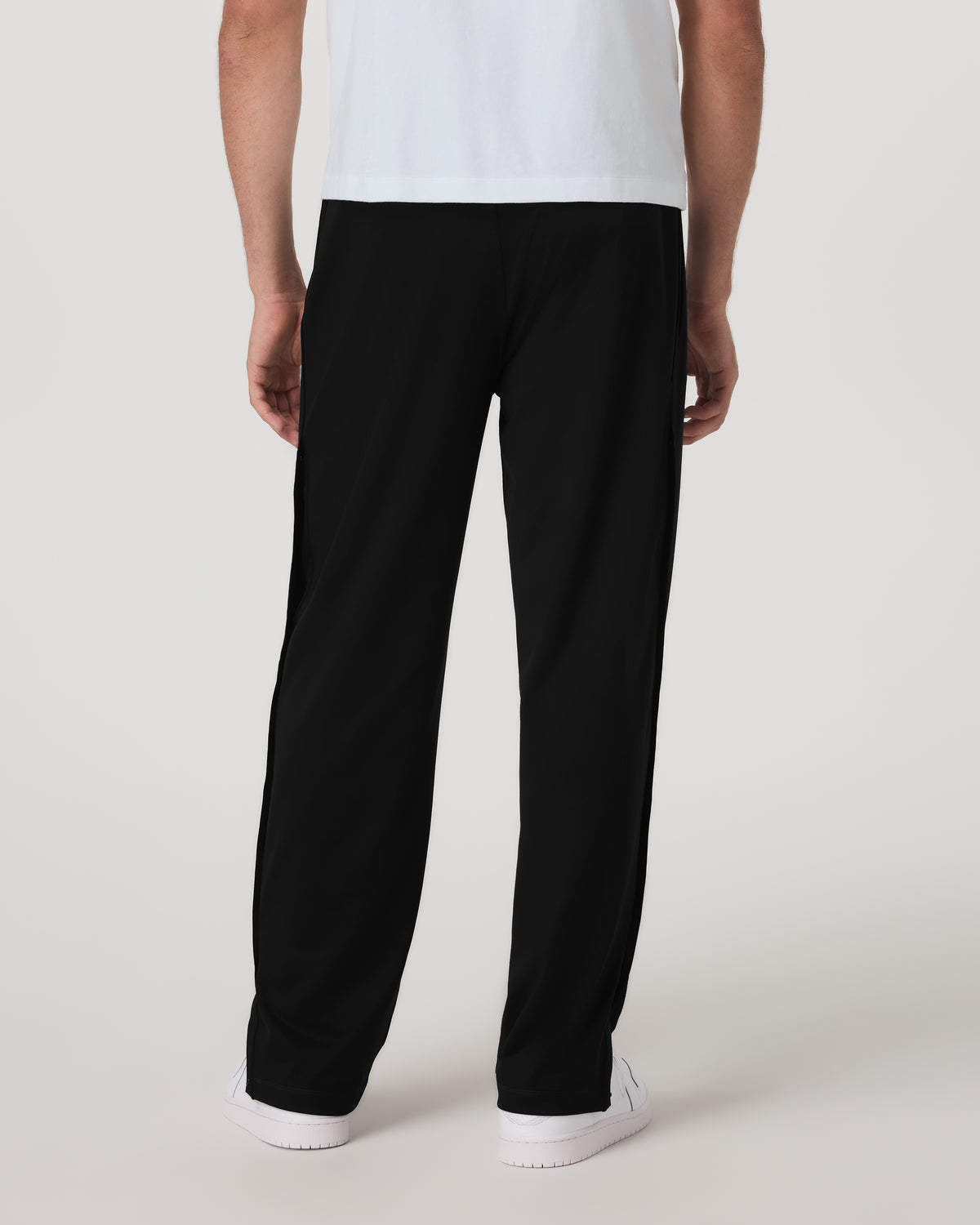 Sunday Warm Up Pant 30" Men's Black Performance Pants - Vuori