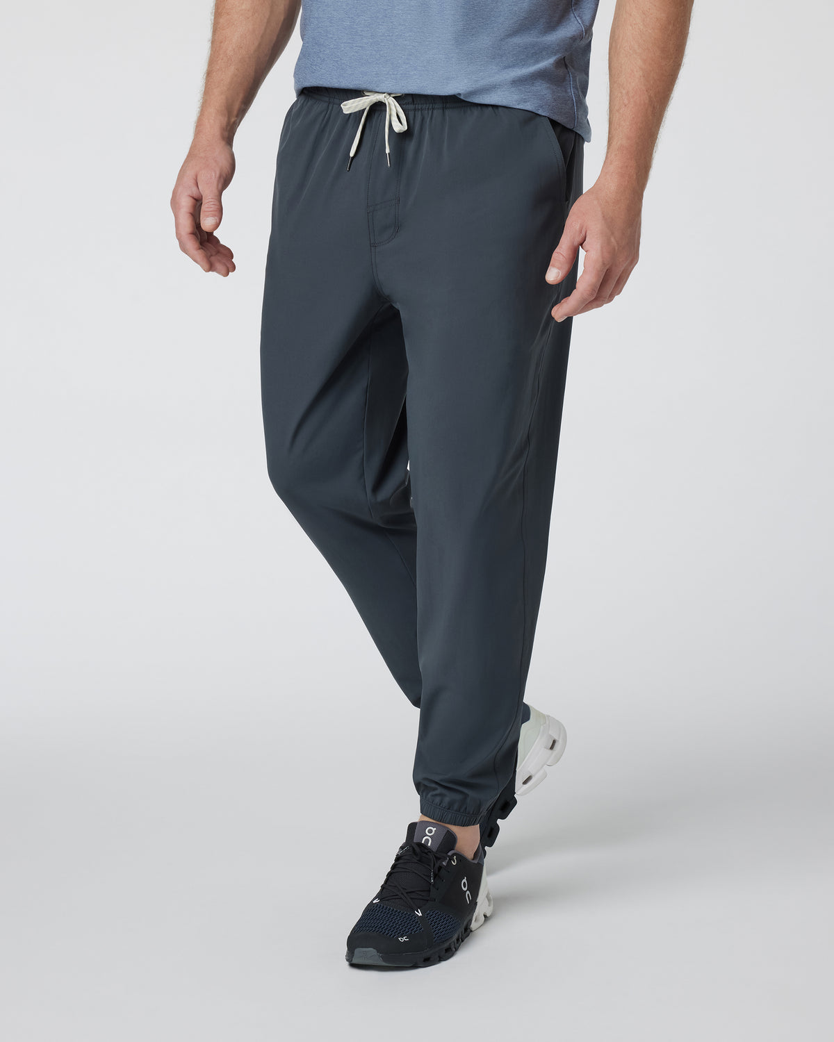 Kore Jogger Lined - Short Charcoal Workout Joggers - Vuori
