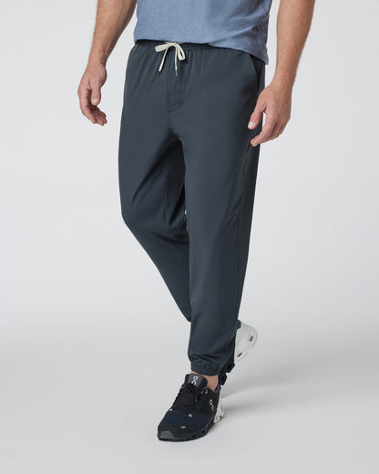 Kore Jogger Lined - Short Charcoal Workout Joggers - Vuori