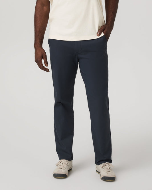 Cascade Chino Classic Fit 32" Men's Ink Pants - Vuori