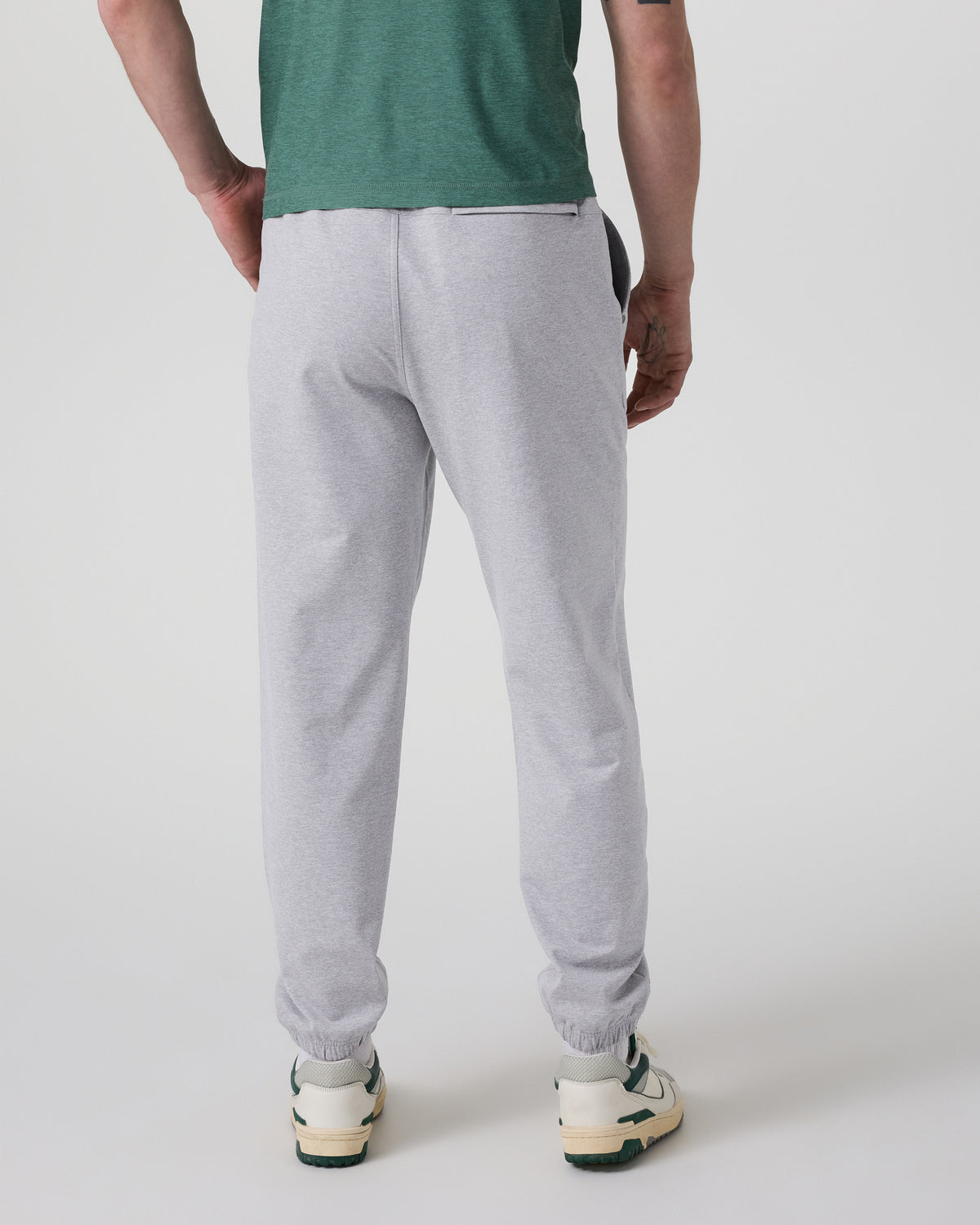 Coronado Performance Sweatpant Classic 30" Light Heather Grey - Vuori