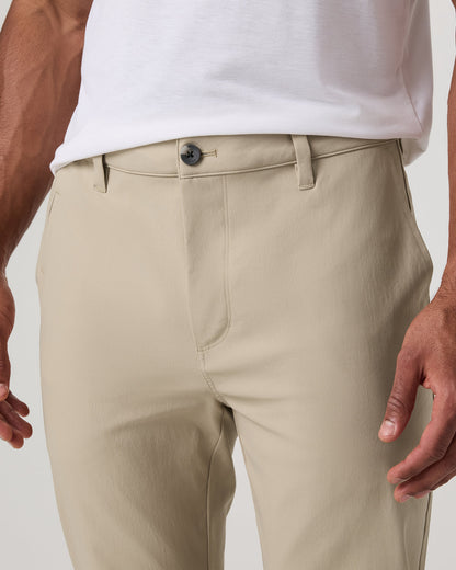 Men's Cascade Tech Chino Athletic Slim Fit 32" Trench - Vuori