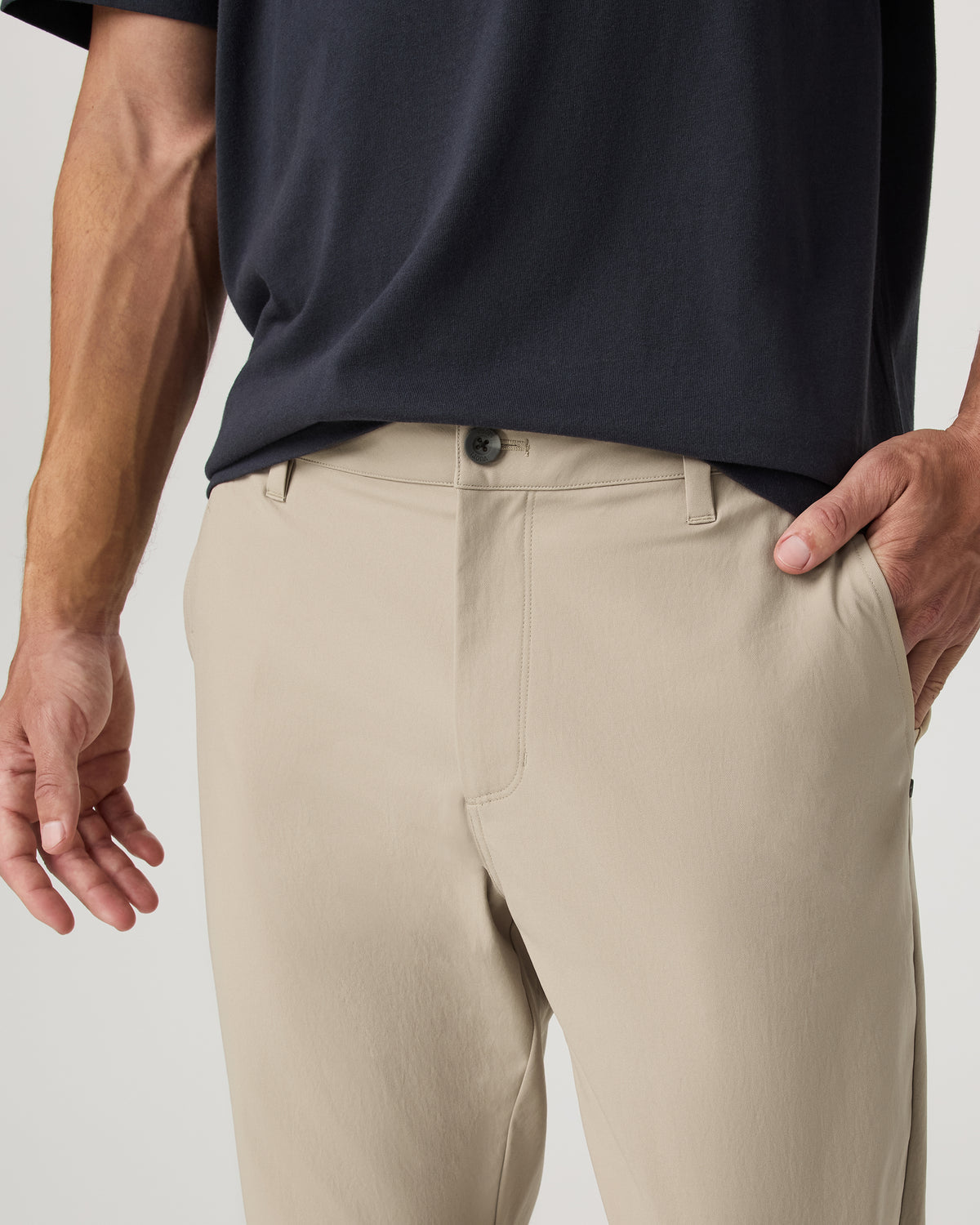 Cascade Chino Classic Fit 32" Men's Trench Pants - Vuori