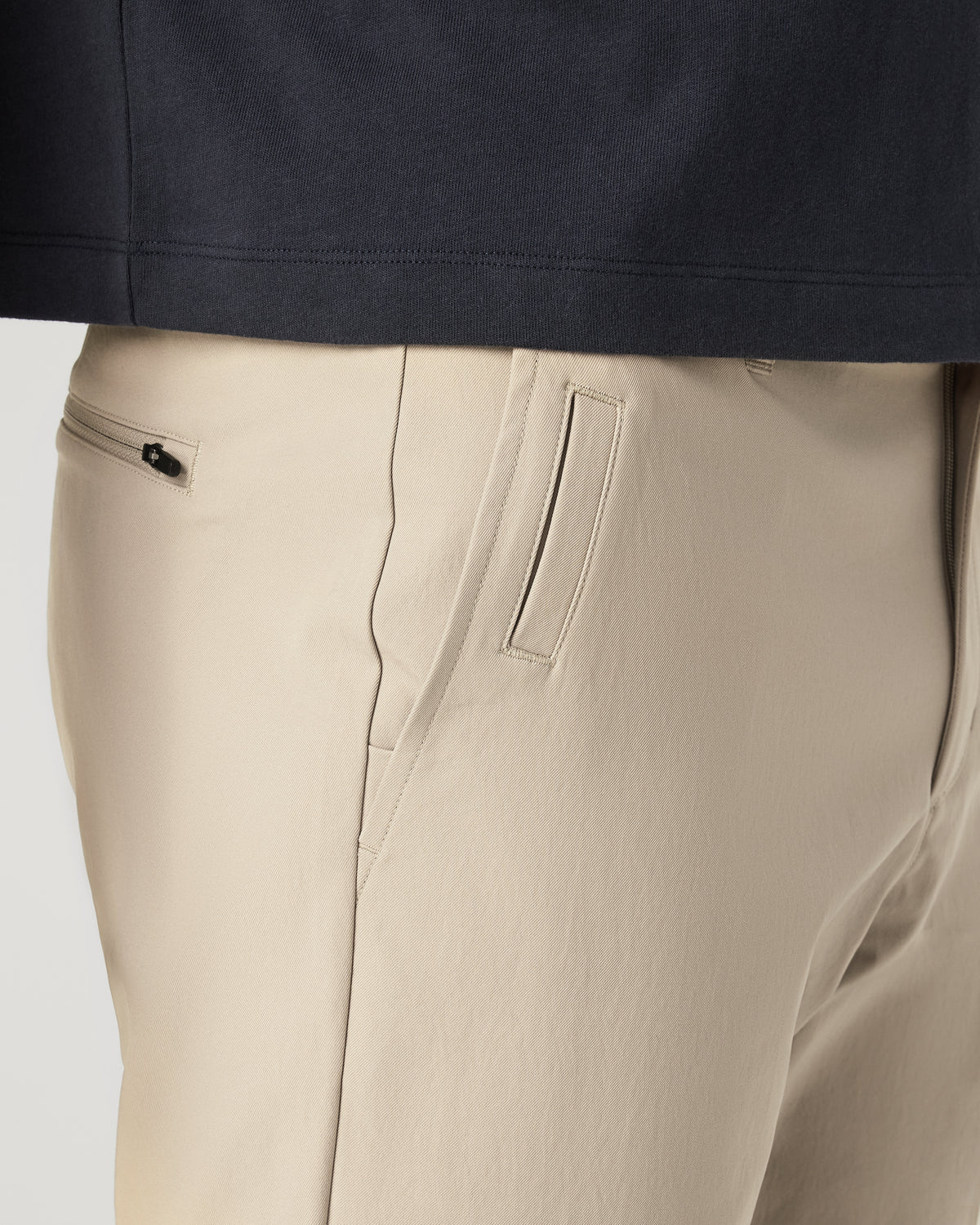 Cascade Chino Classic Fit 32" Men's Trench Pants - Vuori