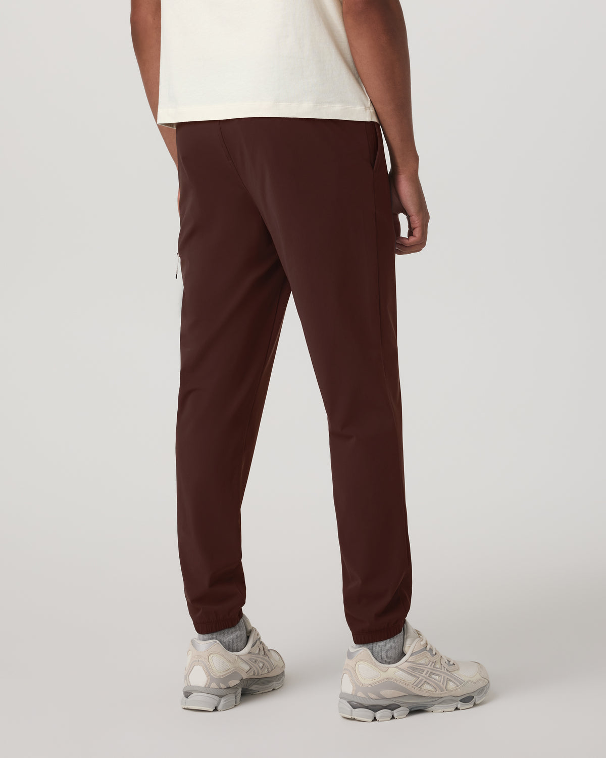 Fleet Sport Jogger 30" Men's Burgundy Joggers - Vuori