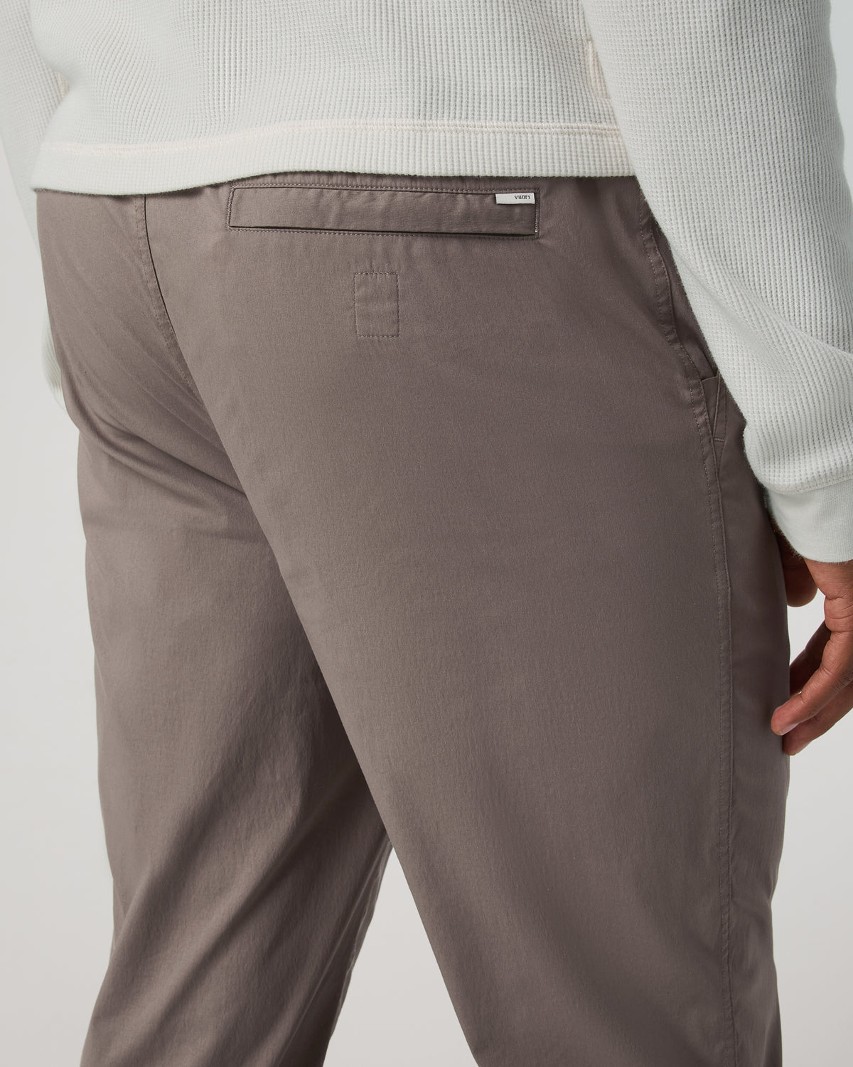 Men's Kore Everyday Pant Lined Classic 30" Smokey Taupe - Vuori