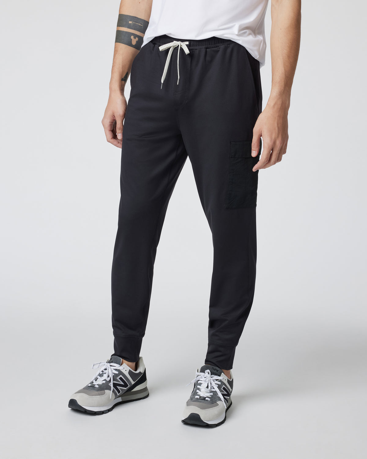 Sunday Utility Jogger Men's Black Cargo Joggers - Vuori