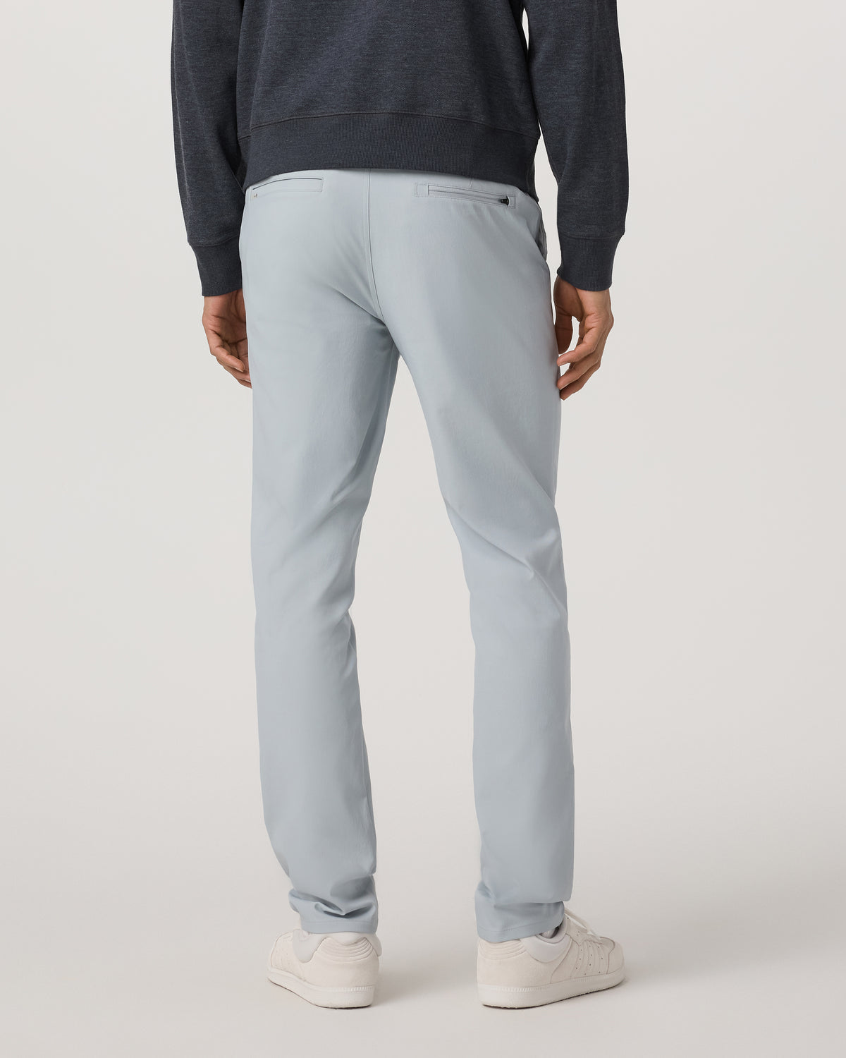 Men's Cascade Tech Chino Athletic Slim Fit 30" Blue Haze - Vuori