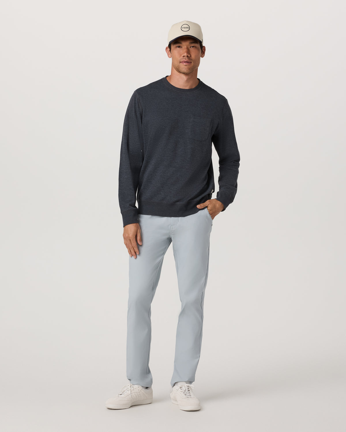 Men's Cascade Tech Chino Athletic Slim Fit 30" Blue Haze - Vuori